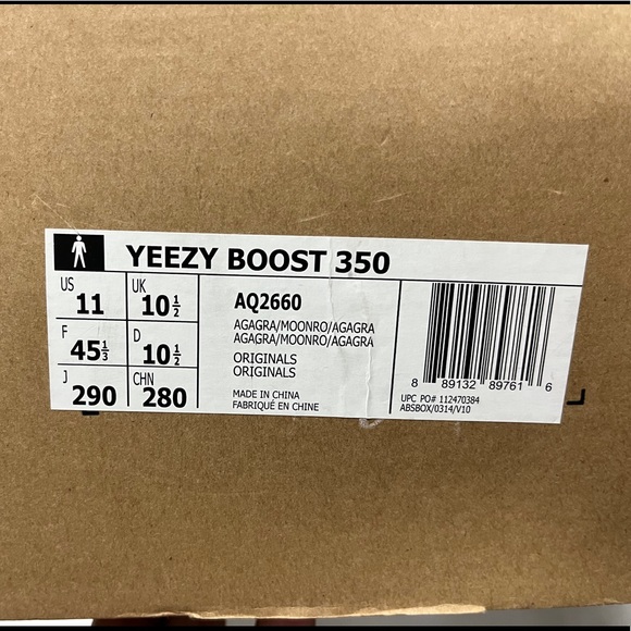 Authentic | Yeezy boost 350

AGATE GRAY/MOONROCK - Picture 9 of 9
